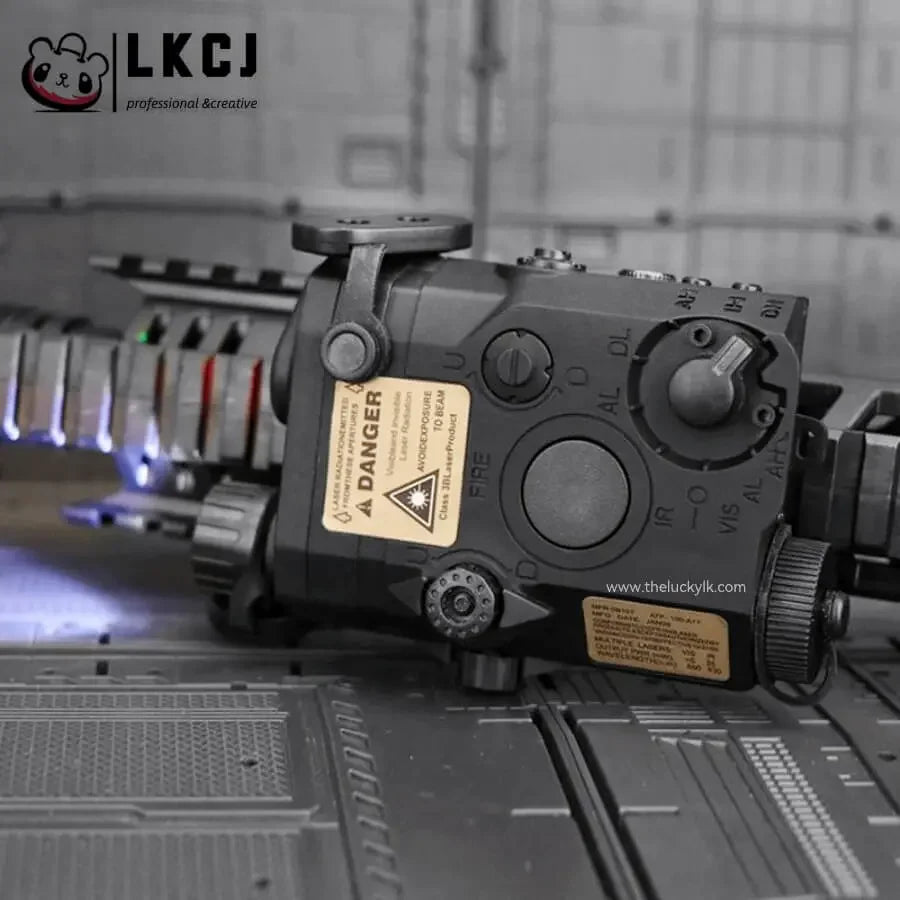 Red laser+Green laser+Flashligh Multifunctional tactical beam battery case LKCJ