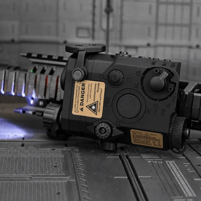 Red Laser+Green Laser+Flashlight Multifunctional Tactical Beam Battery Case