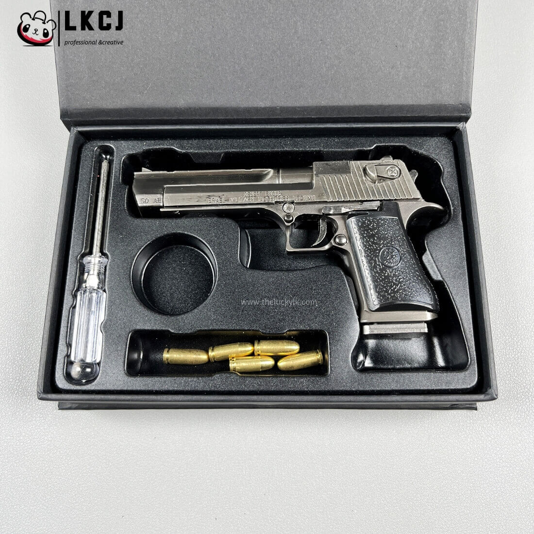 D'eagle All Alloy Model 1:2.05 Demountable With Throwable Bullets LKCJ